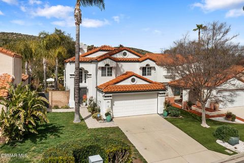 Photo of 645 Sedgeworth Court, Simi Valley, CA 93065 (MLS # 223000862)