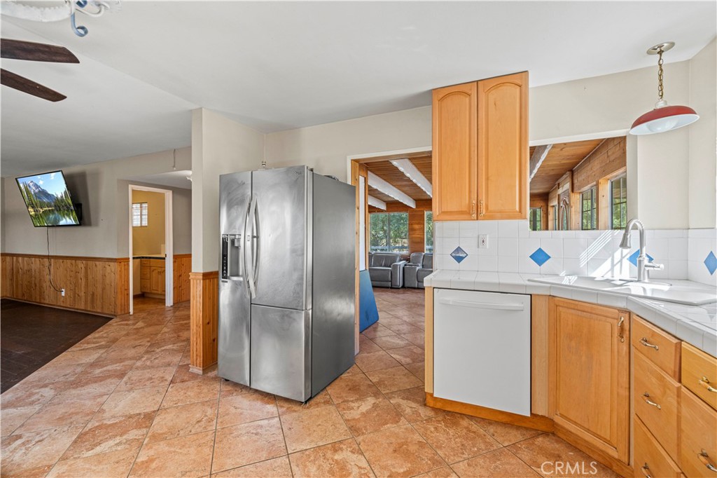 Custom Agua Dulce (CADUL) - Residential