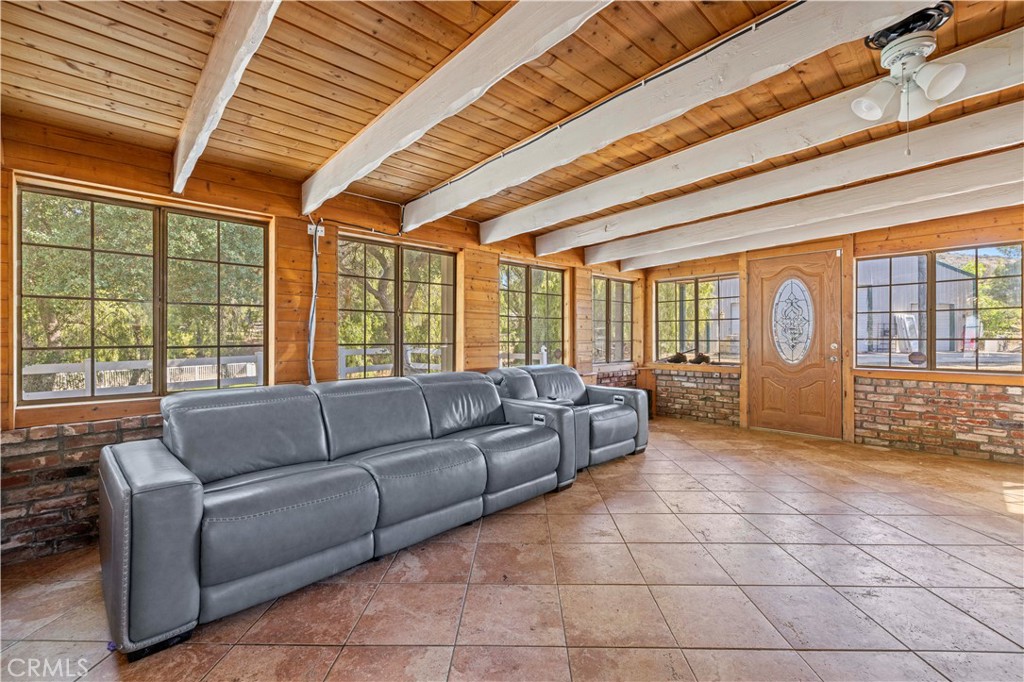 Custom Agua Dulce (CADUL) - Residential