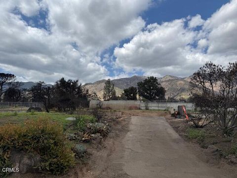 Photo of 563 E Las Flores Drive, Altadena, CA 91001 (MLS # P1-22712) Photo of 563 E Las Flores Drive, Altadena, CA 91001 (MLS # P1-22712)
