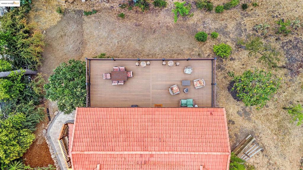 EL SOBRANTE - Residential