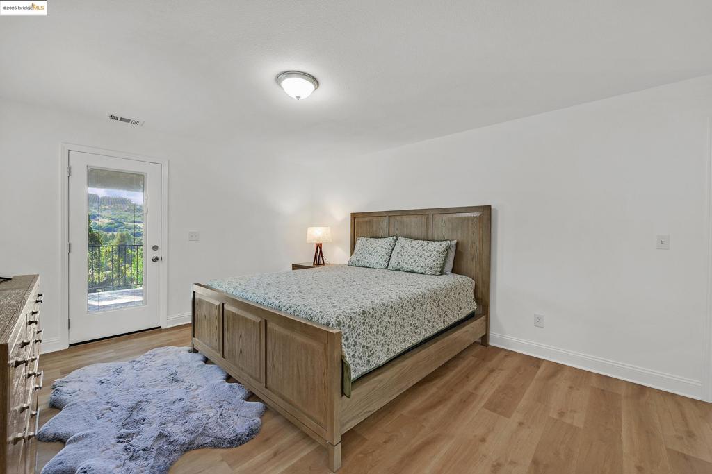 EL SOBRANTE - Residential