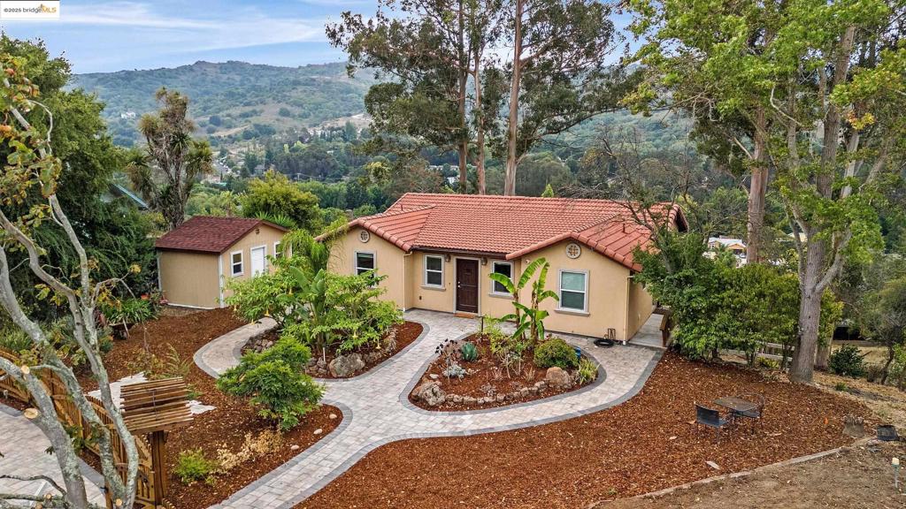 EL SOBRANTE - Residential