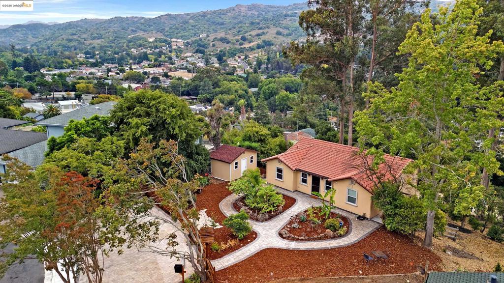 EL SOBRANTE - Residential