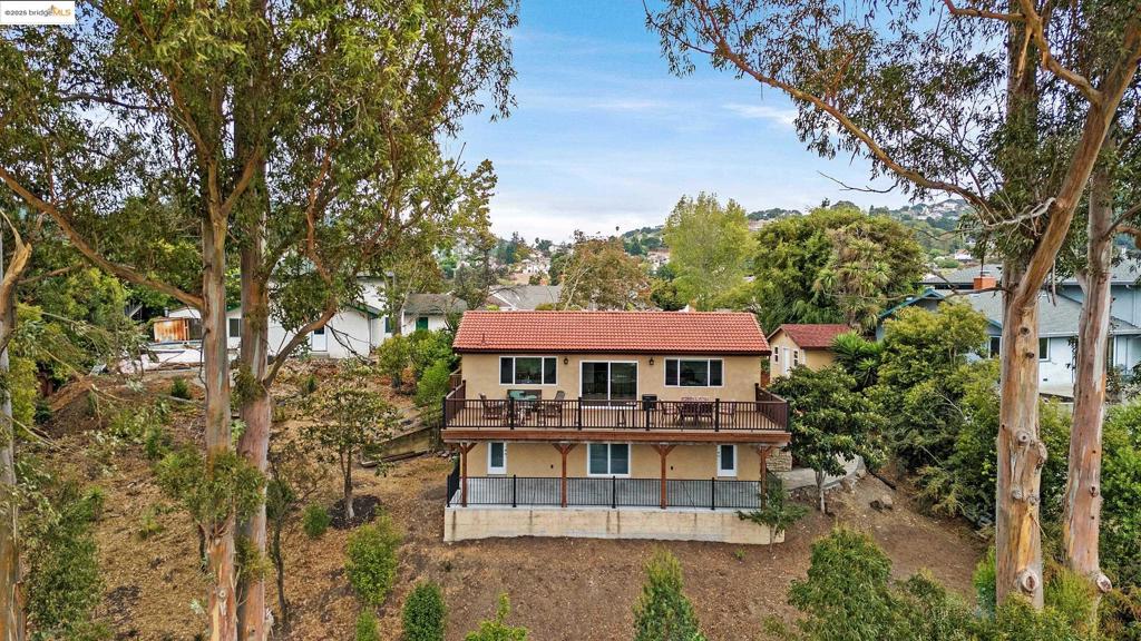 EL SOBRANTE - Residential