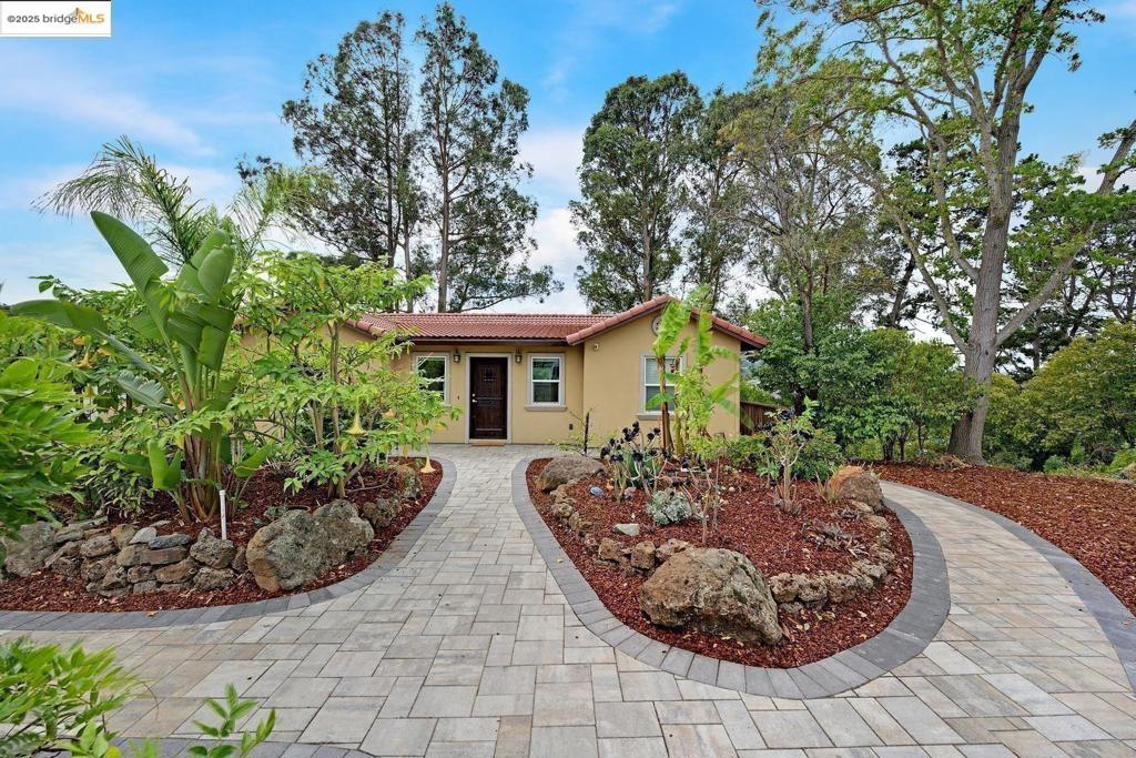 EL SOBRANTE - Residential