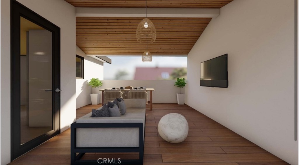 Corona del Mar South of PCH (CDMS) - Residential