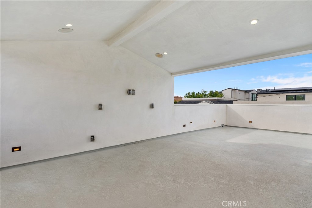 Corona del Mar South of PCH (CDMS) - Residential