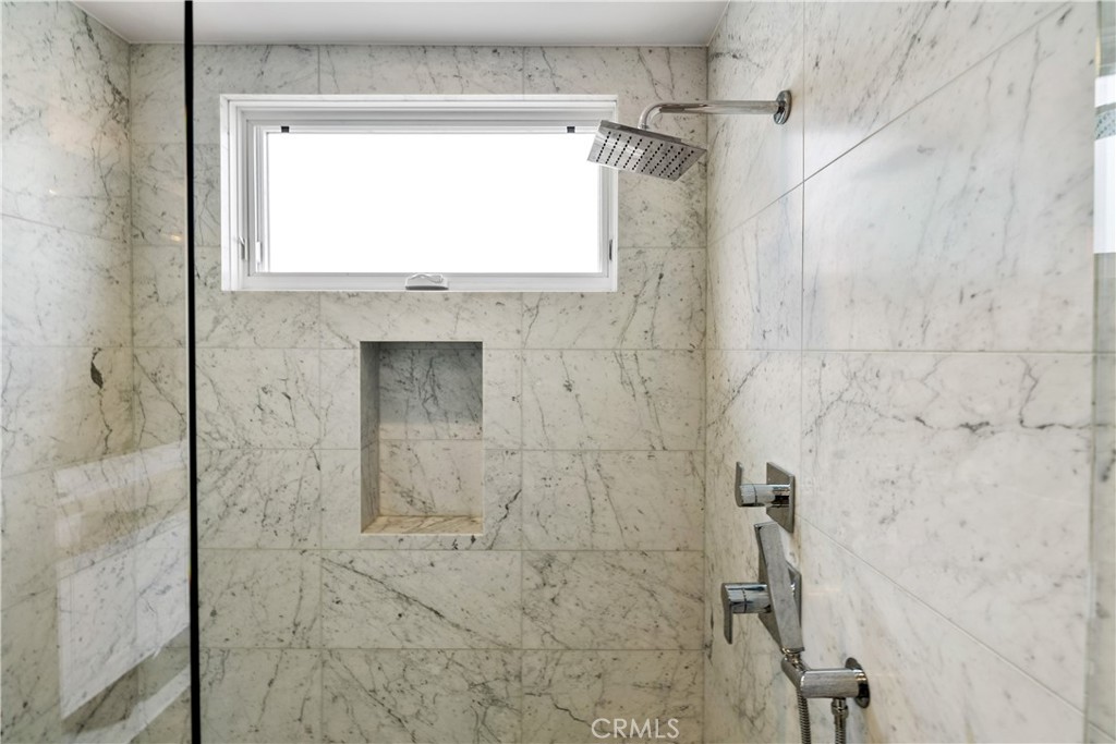 Corona del Mar South of PCH (CDMS) - Residential