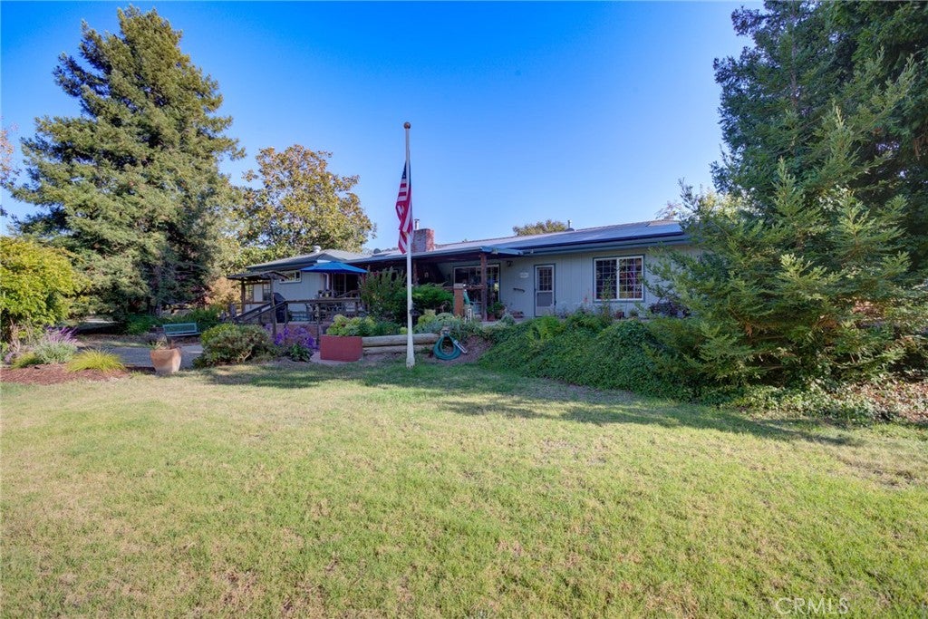 841 E Cherry Creek