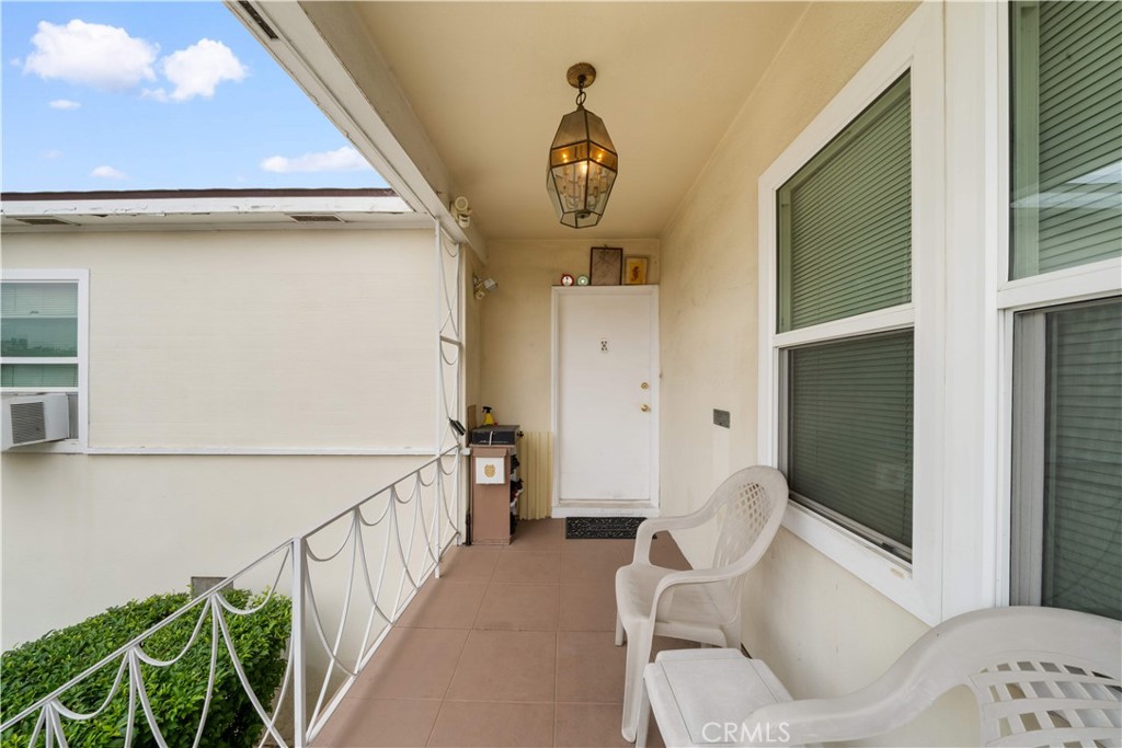 2917 W Hellman Avenue