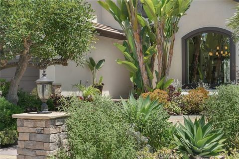 Photo of 19066 Willow Brook Ln, Lake Forest, CA 92679 (MLS # OC25167269) Photo of 19066 Willow Brook Ln, Lake Forest, CA 92679 (MLS # OC25167269)