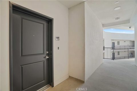 Photo of 8750 Sepulveda Boulevard #311, North Hills, CA 91343 (MLS # SR26082957)