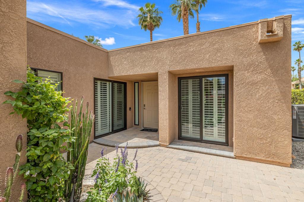 49161 Mariposa Drive