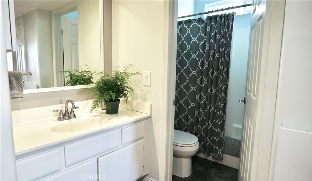 1100 Newport Avenue 403