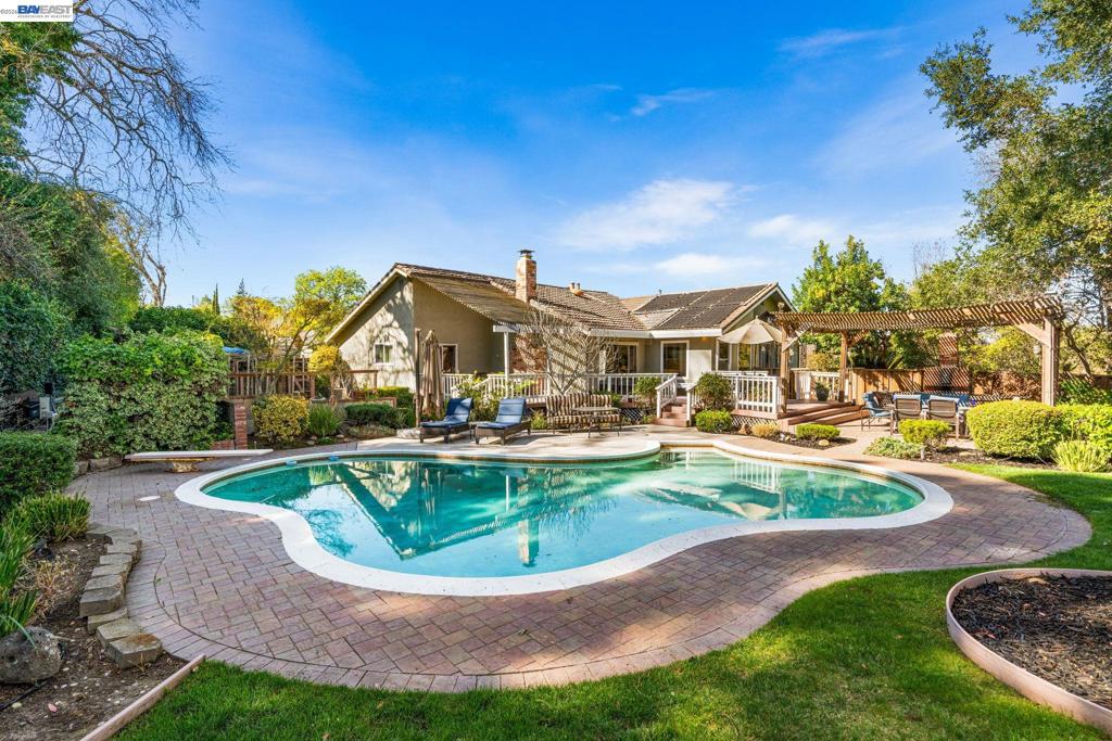 4262 Tamur Ct