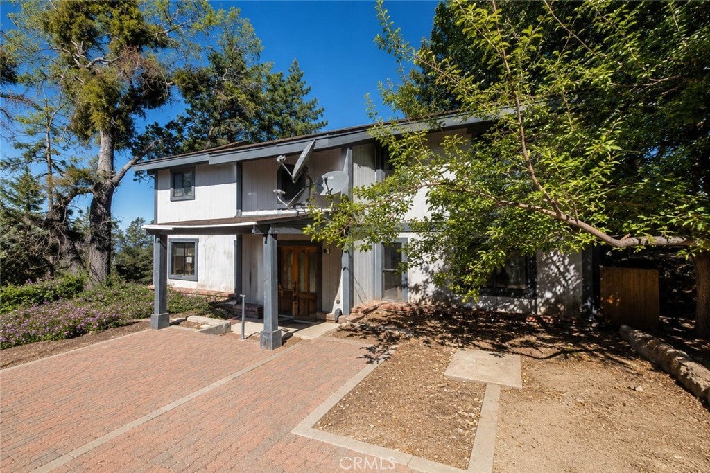6364 Spruce