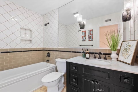 Tiny photo for 752 Capitan ST, Thousand Oaks, CA 91320 (MLS # WS26233204)