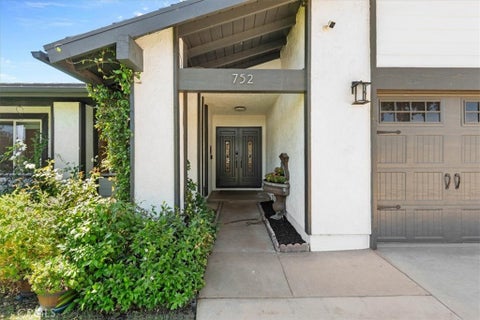 Tiny photo for 752 Capitan ST, Thousand Oaks, CA 91320 (MLS # WS26233204)