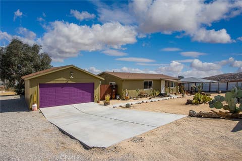 Photo of 61774 Alta Vista DR, Joshua Tree, CA 92252 (MLS # JT26184511)