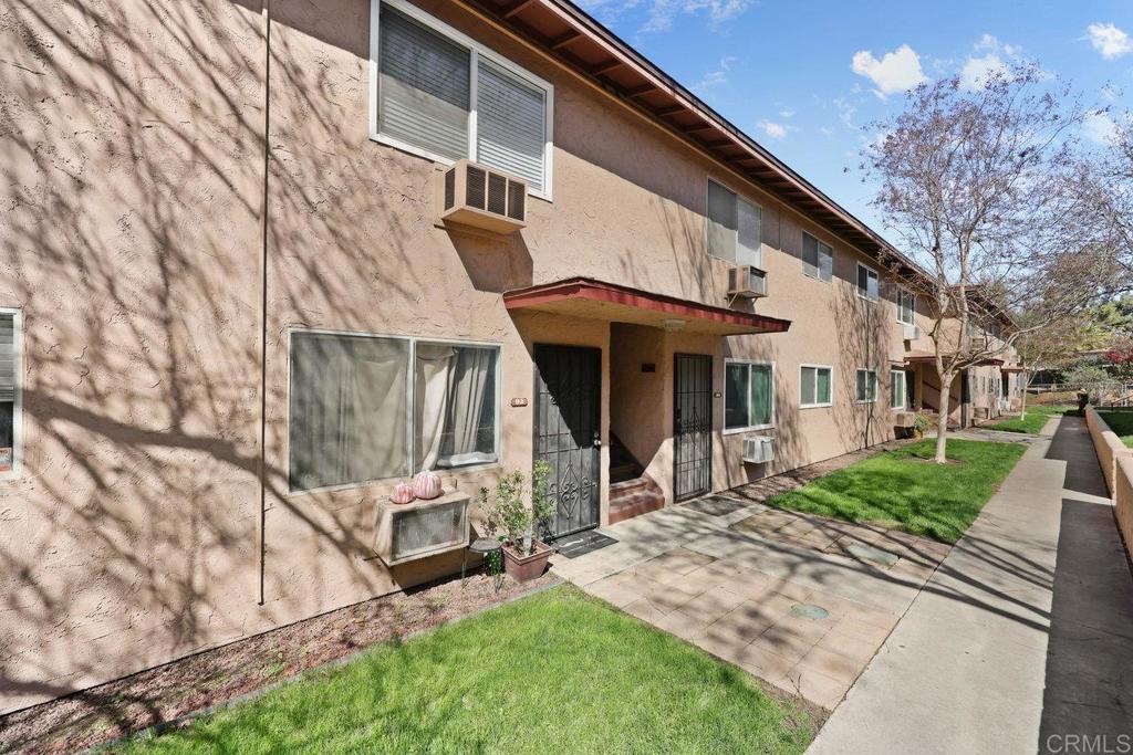 9727 Winter Gardens Boulevard 92