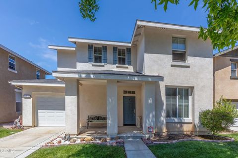 Photo of 619 Paseo Margarita, Oxnard, CA 93030 (MLS # V1-36386)