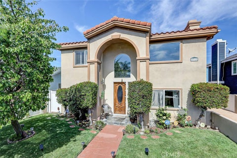 Photo of 2313 Nelson Avenue #A, Redondo Beach, CA 90278 (MLS # SB26045516)