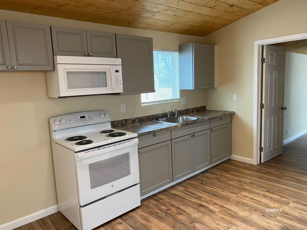 Not Applicable-1 - Residential Income