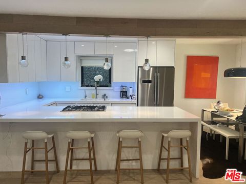 Photo of 11570 Braddock Drive, Culver City, CA 90230 (MLS # 25606131) Photo of 11570 Braddock Drive, Culver City, CA 90230 (MLS # 25606131)