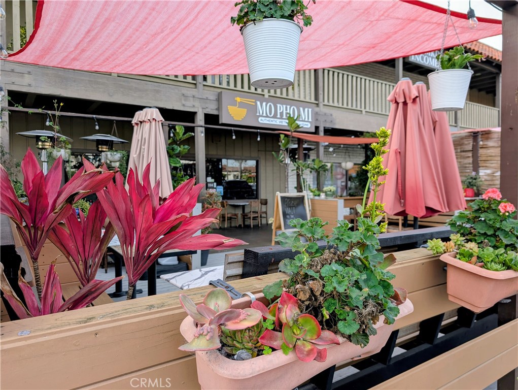 1525 Mesa Verde Dr E 114