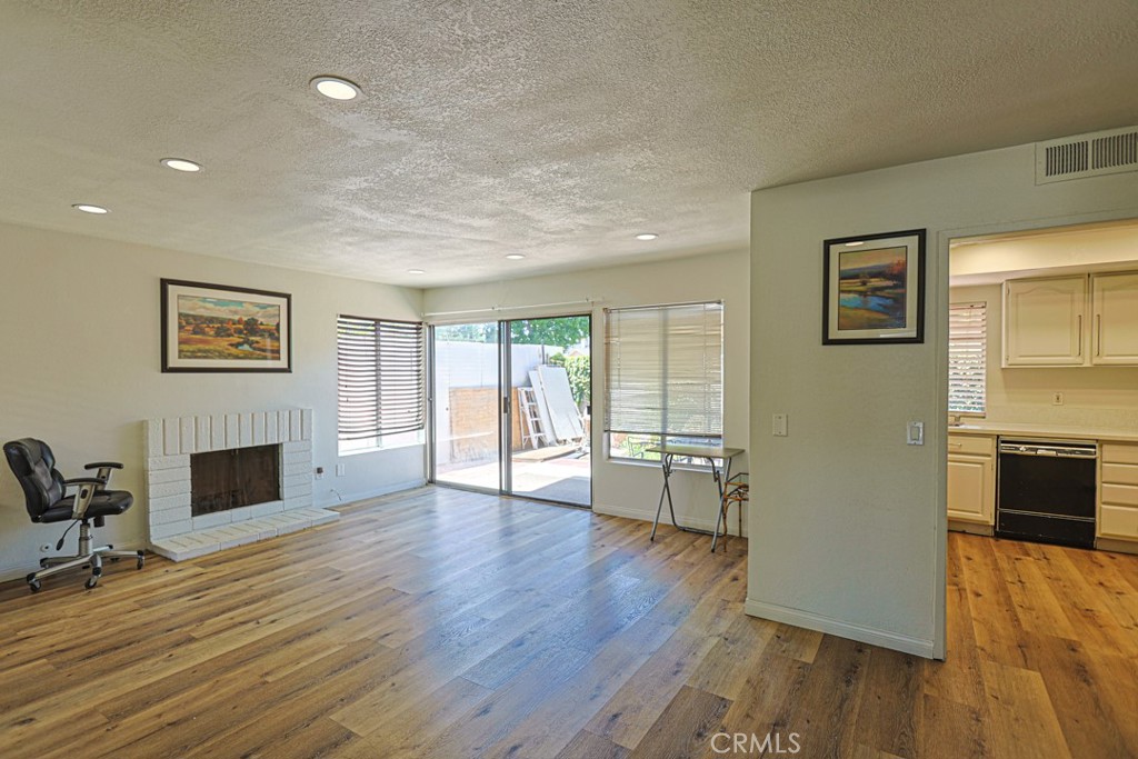 3440 W Park Balboa