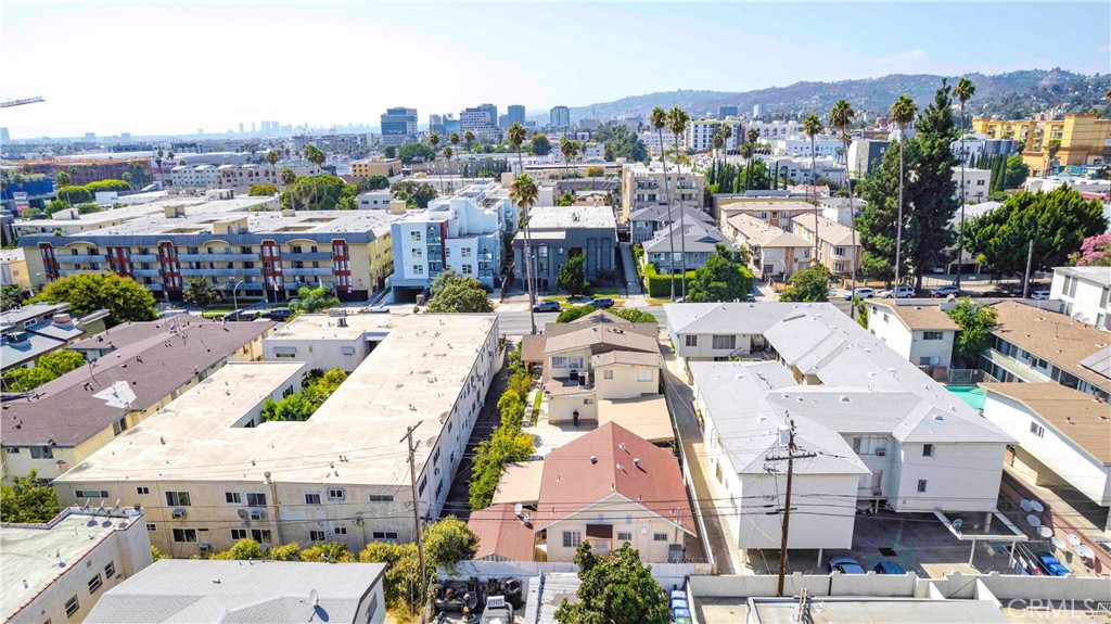 Properties 1 1610 N Hobart Boulevard
