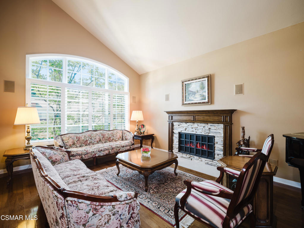 1624 Bushgrove Court
