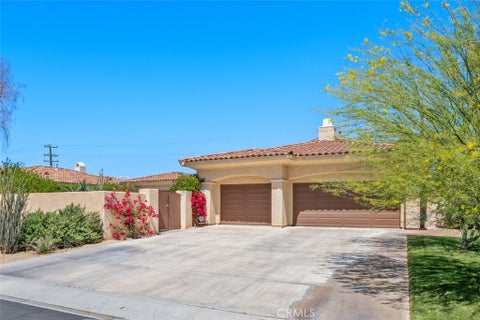 Photo of 1228 Verdugo Rd, Palm Springs, CA 92262 (MLS # OC26183352)