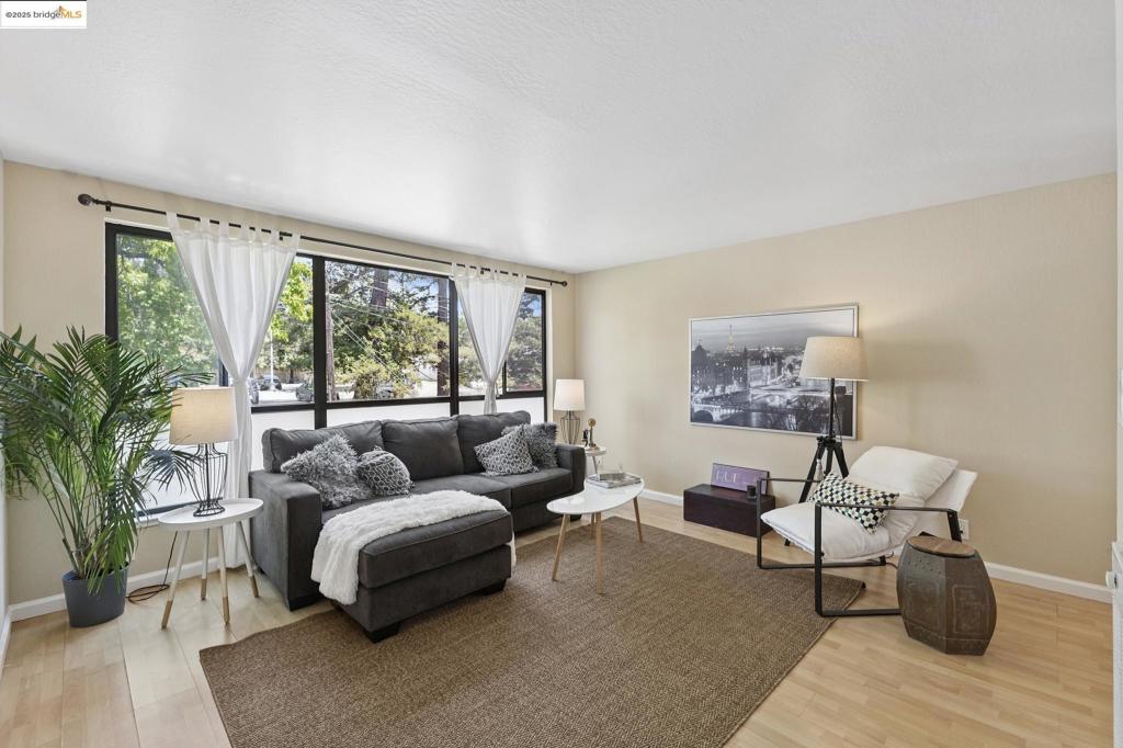 CLARMNT/ELMWOOD - Residential
