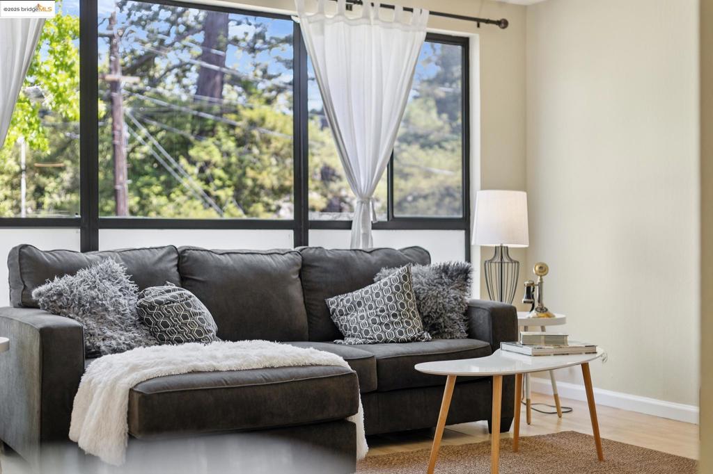 CLARMNT/ELMWOOD - Residential