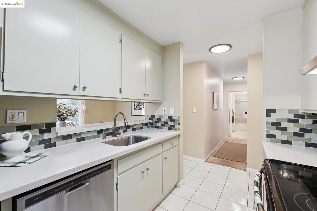 CLARMNT/ELMWOOD - Residential