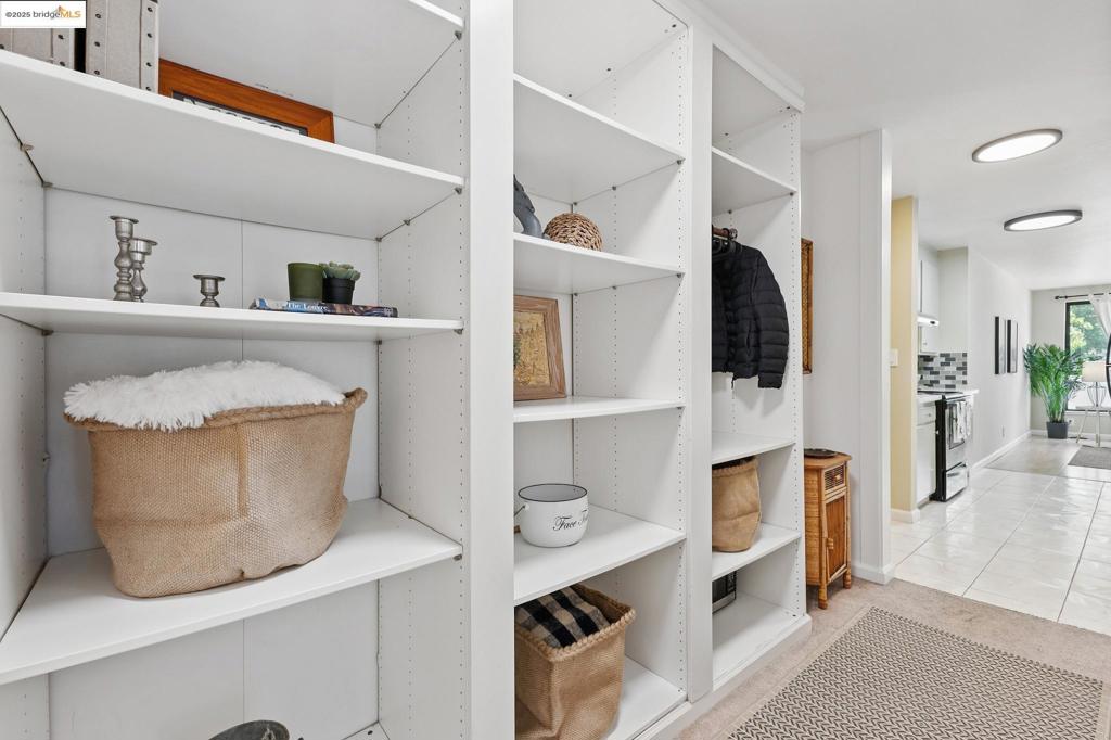 CLARMNT/ELMWOOD - Residential