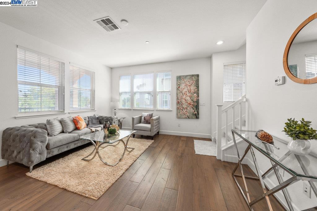 NORTH GATE - Residential