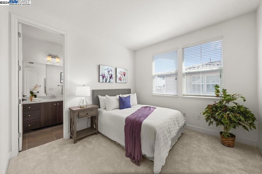 NORTH GATE - Residential