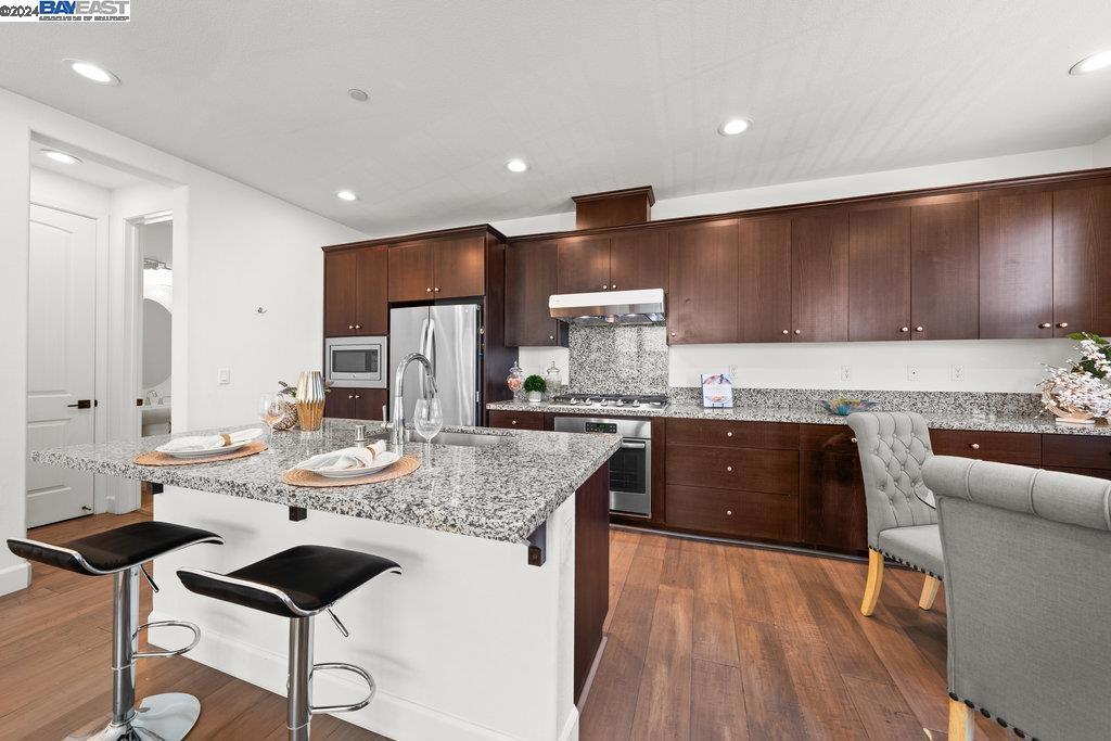 NORTH GATE - Residential