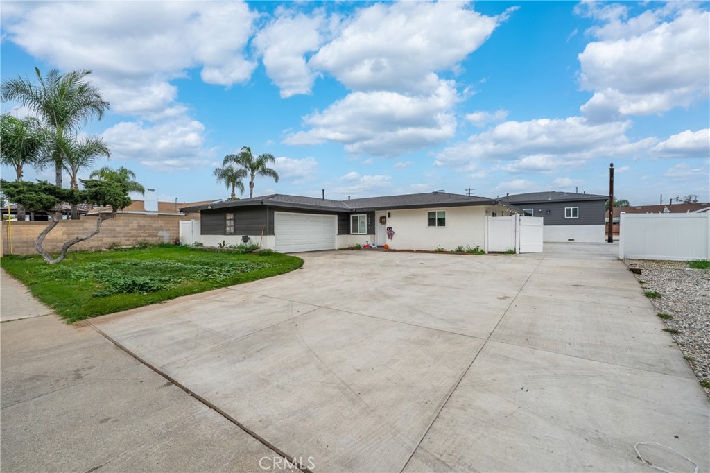 1604 S Orange Avenue