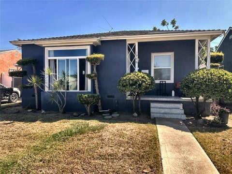 Photo of 1946 W 95th ST, Los Angeles, CA 90047 (MLS # SR26226940)