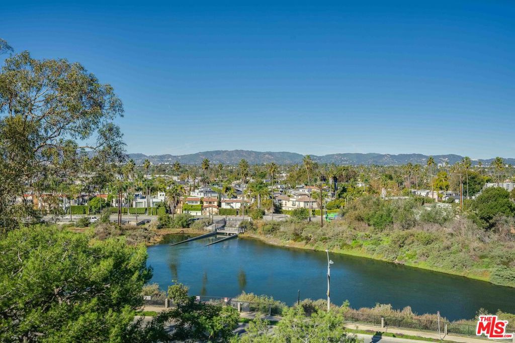 4316 Marina City Drive 219