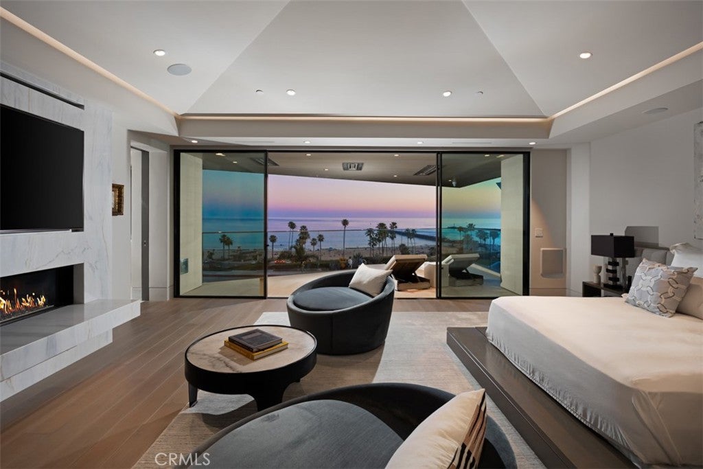 2928 Ocean