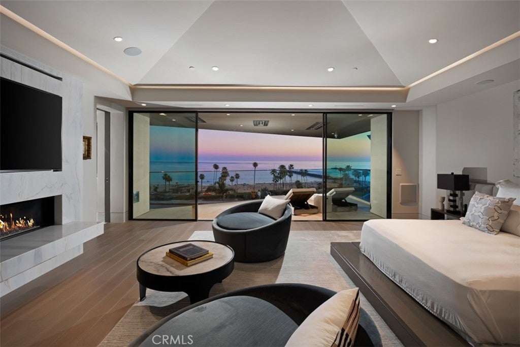2928 Ocean