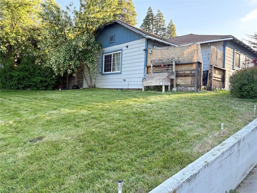 Charming 2 Bed, 1 Bath Near College of the Siskiyous – Ideal Income Property or Starter Home This cozy 2-bedroom, 1-bath home features an open floor plan, perfect for comfortable living and easy entertaining. Just minutes from the College of the Siskiyous, it’s a smart investment as a student rental or a great fit for first-time buyers. Carport and a shed in the back Enjoy all the natural beauty and recreation the area has to offer—conveniently located in Weed and bear Mt. Shasta, with easy access to lakes, rivers, waterfalls, skiing, and more. Whether you're looking to generate rental income or settle into your first home, this property offers great potential in a vibrant location. The accuracy of this information is deemed liable, but is not guaranteed and should be independently verified.