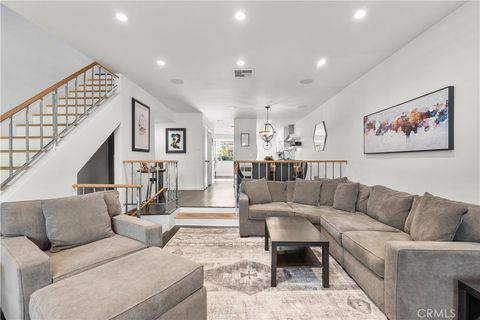 Photo of 10229 Variel #12, Chatsworth, CA 91311 (MLS # SR26010086)