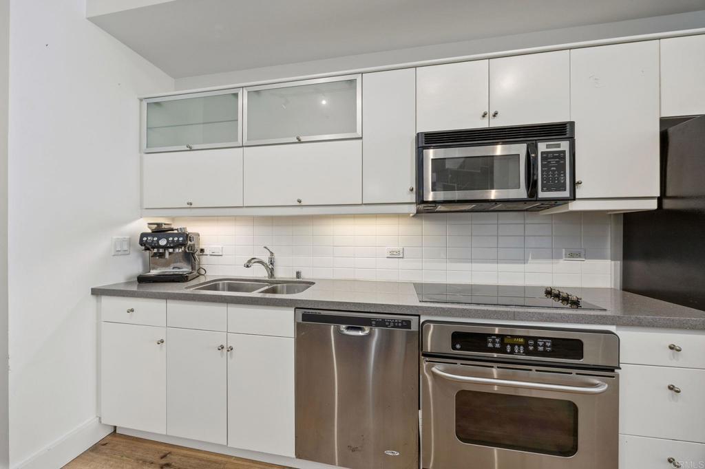 350 W Ash Street 603