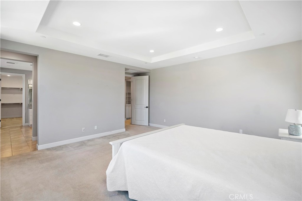 Avalon (EVAVL) - Residential Lease